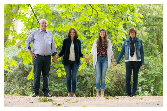 Familienfotos im Freien.